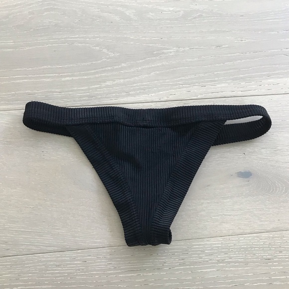 Black Ribbed Frankie’s Bikinis Bikini skimpy Bottom sz Small s - Picture 3 of 5